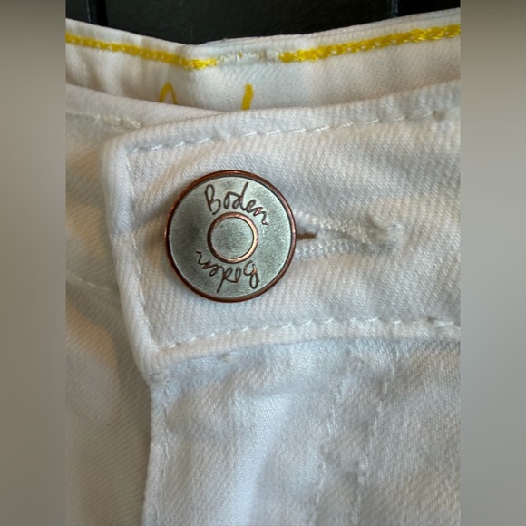 Boden | mini Boden | White Denim Shorts | Yellow Stitch Detailing | 4 - Picture 3 of 8